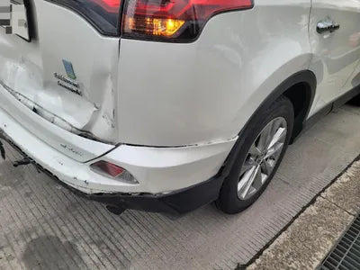 2018 Toyota RAV4 JTMDJREV6JD254944 VIN:JTMDJREV6JD254944