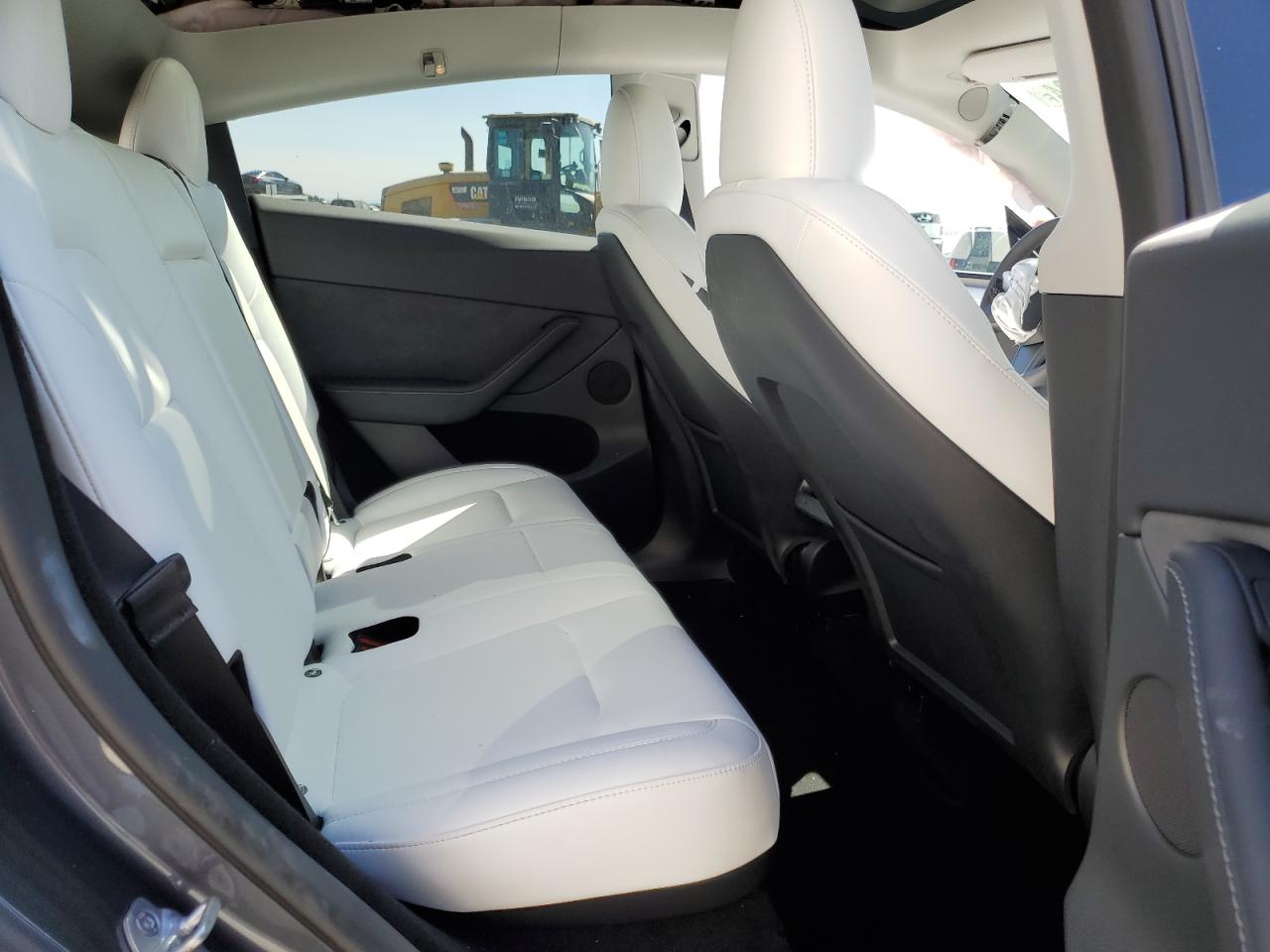2023 TESLA MODEL Y VIN:7SAYGDEE9PF883928