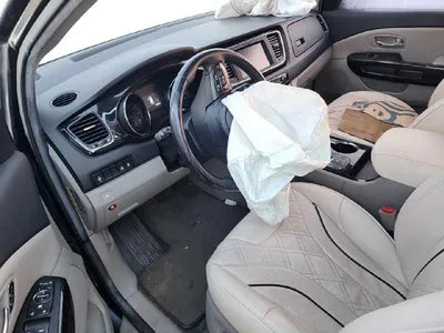 2018 Kia Carnival VIN: