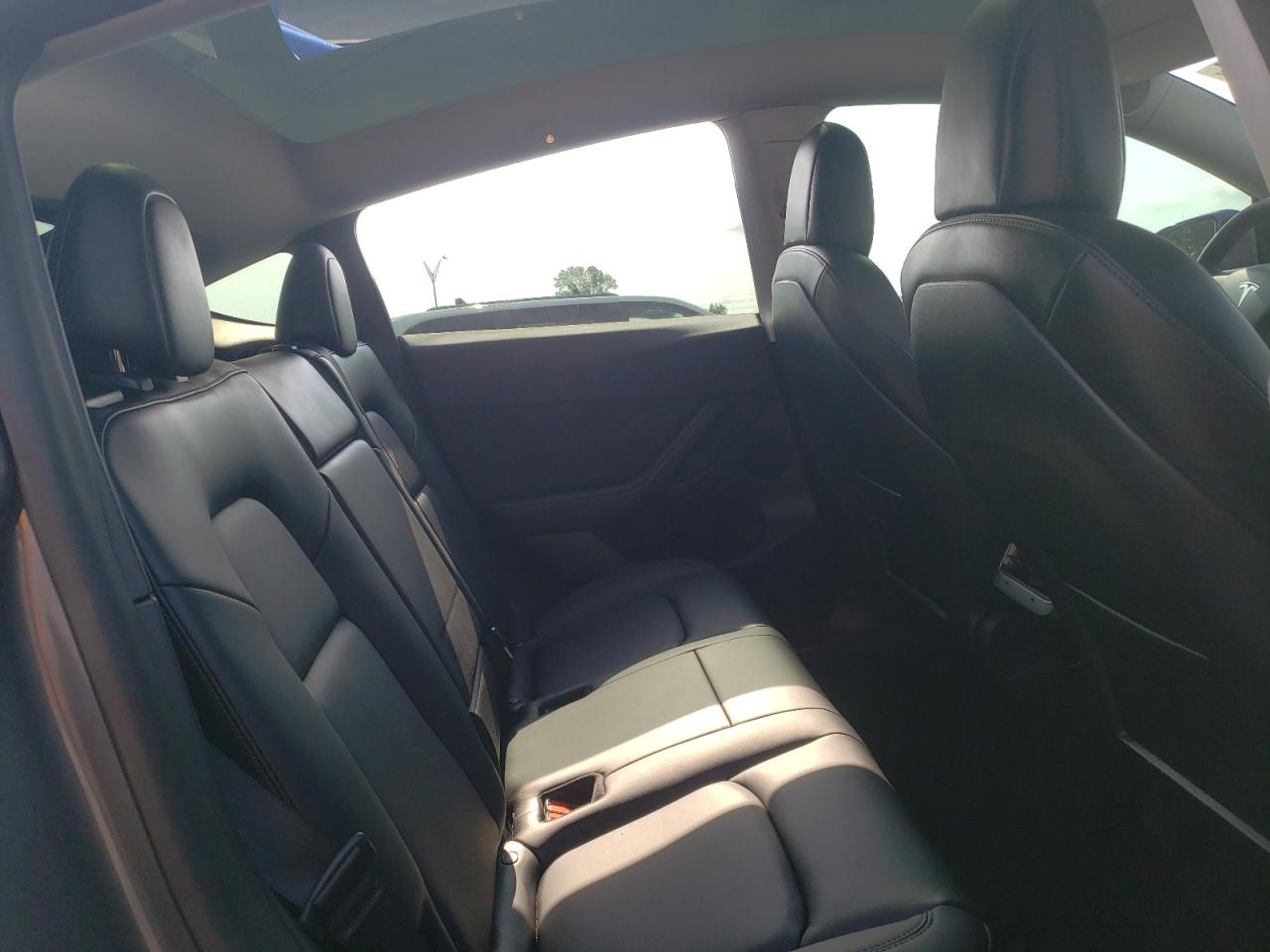 2022 TESLA MODEL Y VIN:7SAYGDEE9NF362415