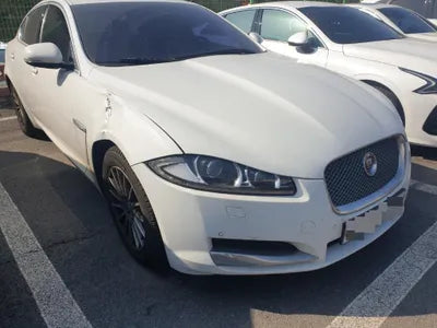 2014 Jaguar XF VIN: