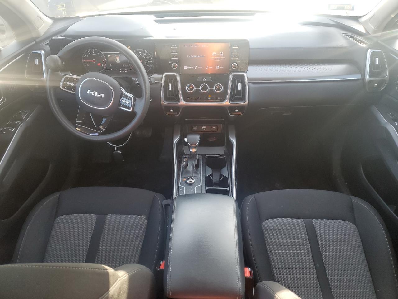 2022 KIA SORENTO LX VIN:5XYRGDLC8NG098146