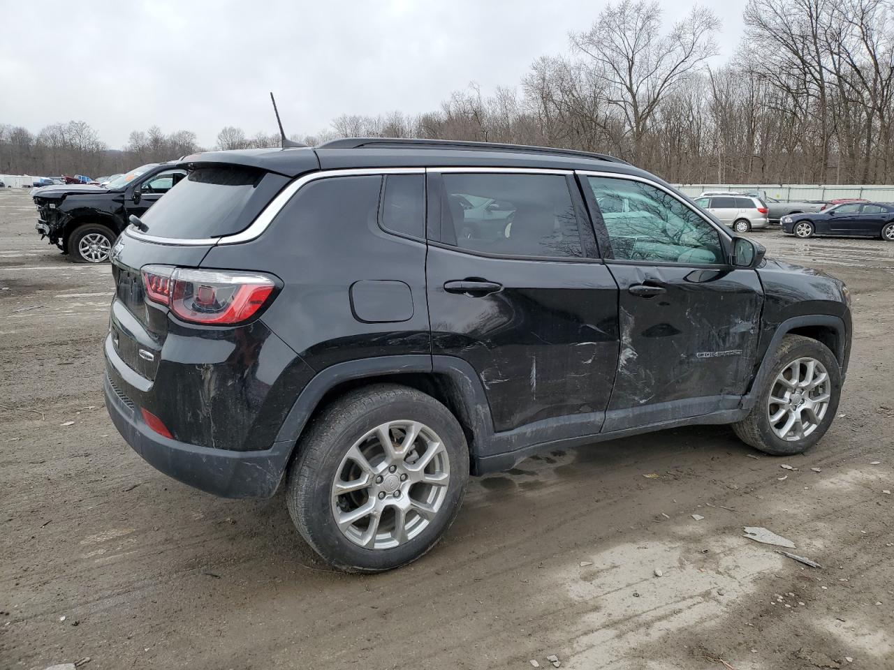 2022 JEEP COMPASS LATITUDE LUX VIN:3C4NJDFBXNT118327