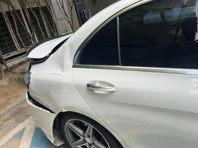 2016 Mercedes-Benz C 200 VIN: