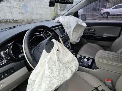 2018 Kia Carnival VIN: