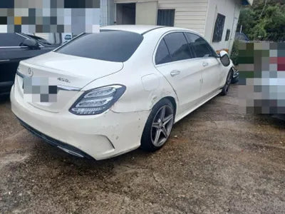 2015 Mercedes-Benz C 220 VIN: