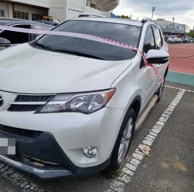 2014 Toyota RAV4 VIN: