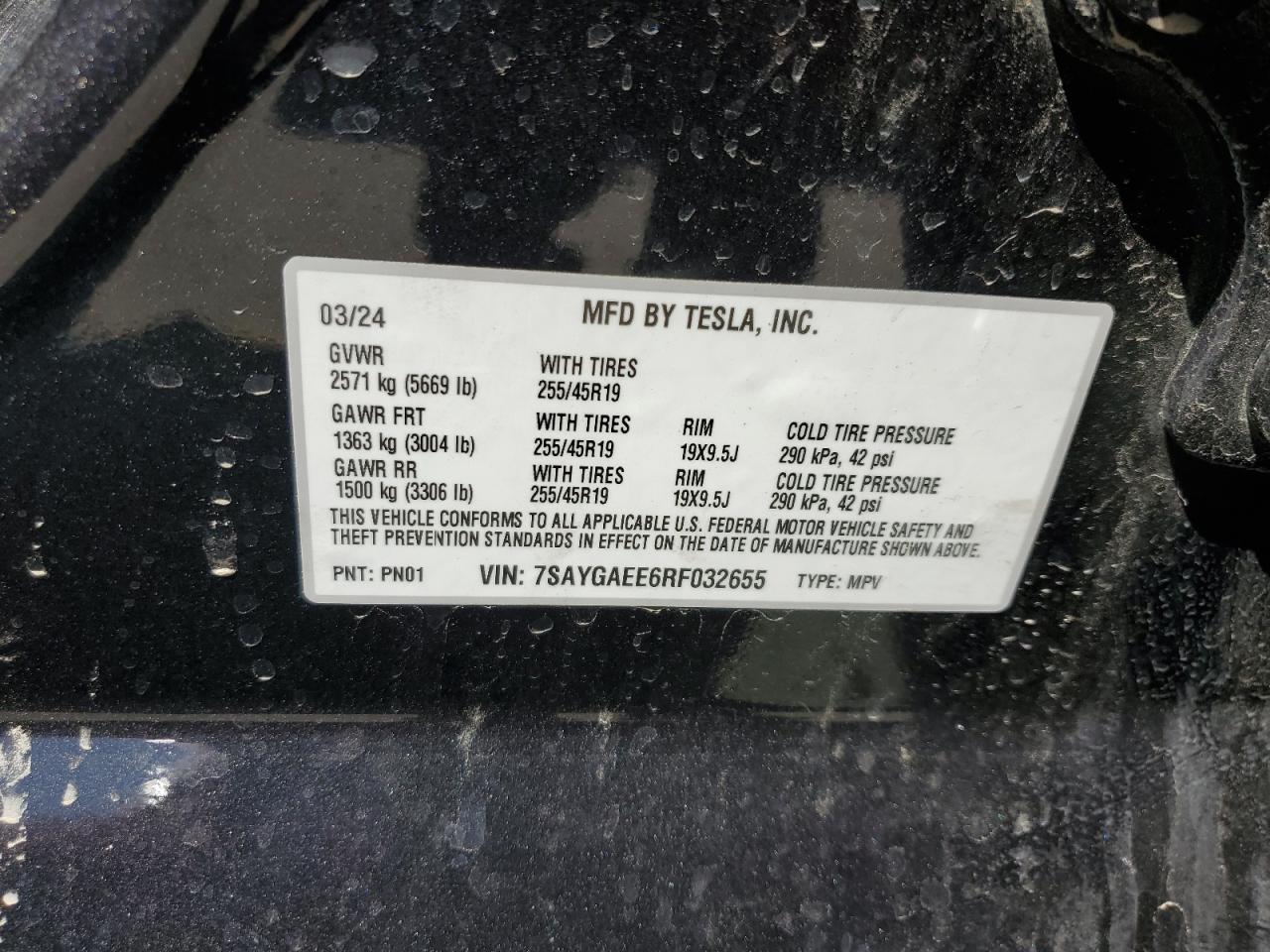 2024 TESLA MODEL Y VIN:7SAYGAEE6RF032655