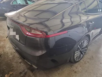 2017 Kia Stinger VIN: