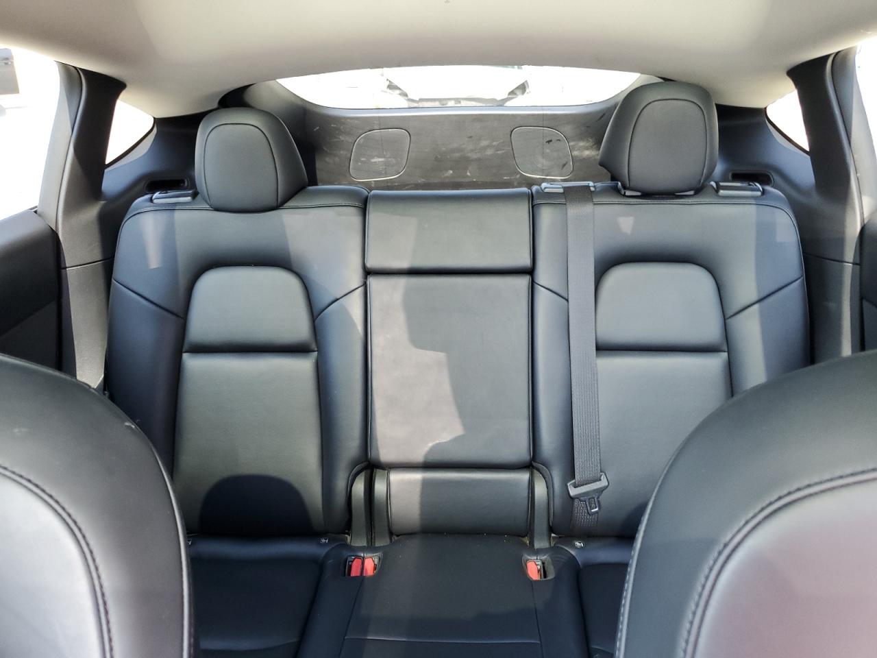 2022 TESLA MODEL Y VIN:7SAYGDEE8NF348991