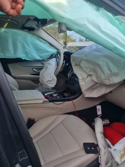 2015 Mercedes-Benz C 200 591KMWDDWF4CB5FF1 VIN:591KMWDDWF4CB5FF1