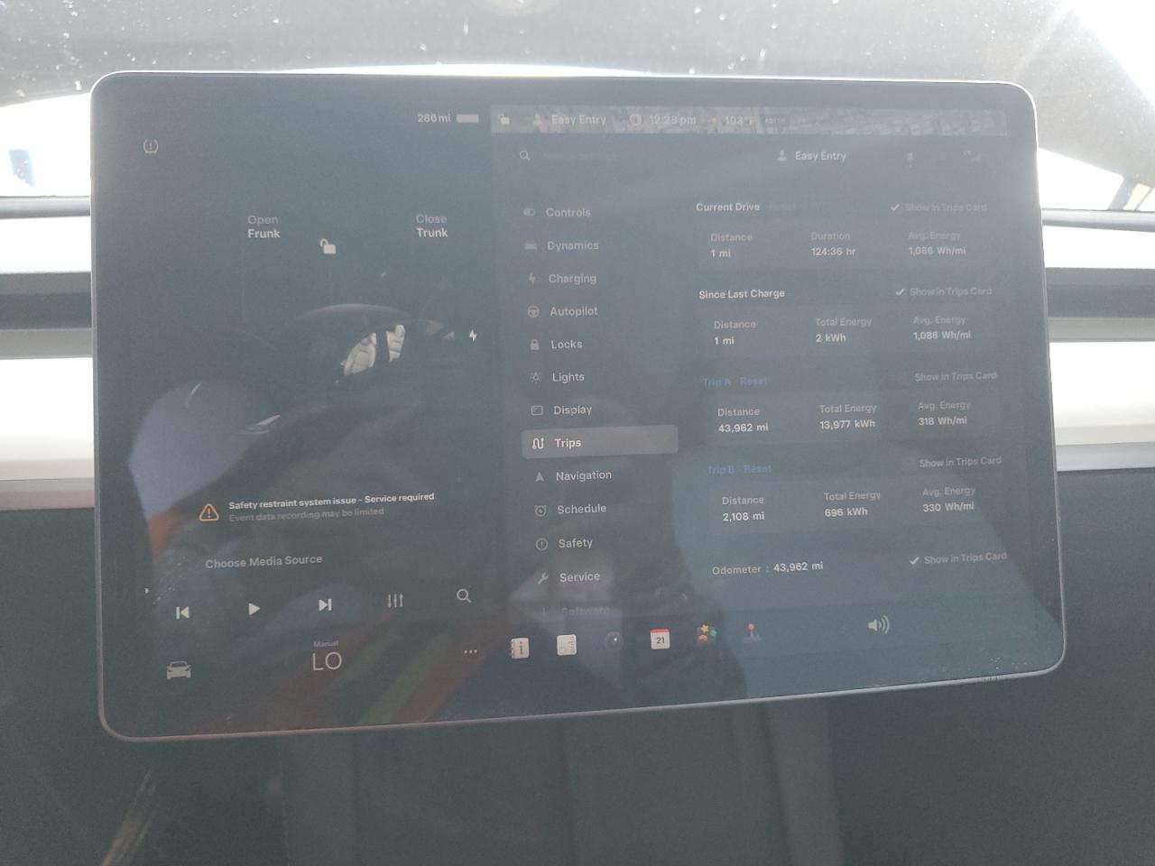2023 TESLA MODEL Y VIN:7SAYGDEE5PF894649