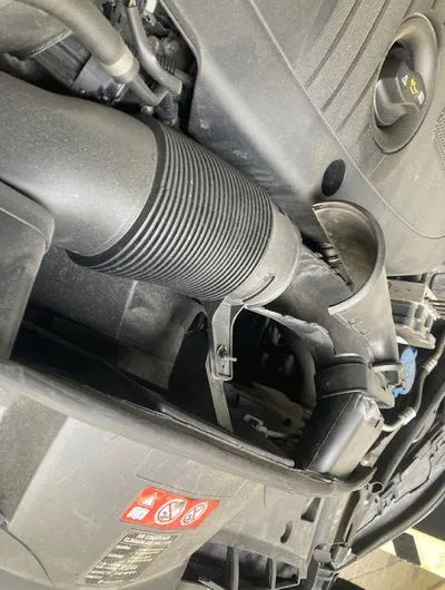 2015 Mercedes-Benz E 220 VIN: