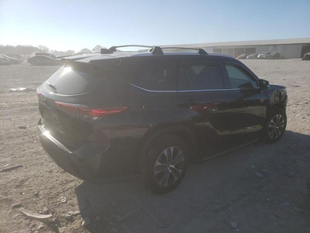 2021 TOYOTA HIGHLANDER XLE VIN: 5TDGZRAH4MS535090