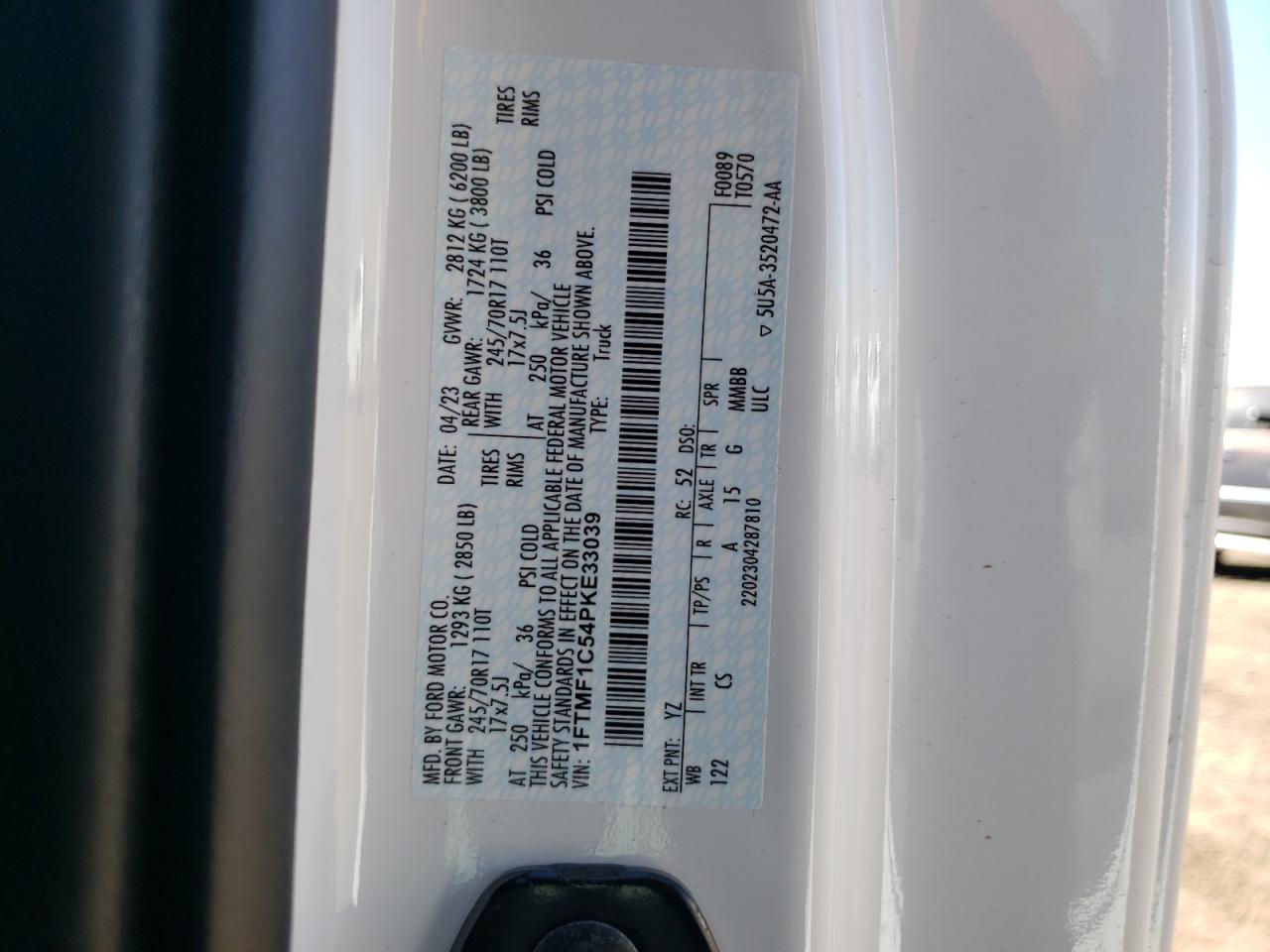 2023 FORD F150 VIN:1FTMF1C54PKE33039
