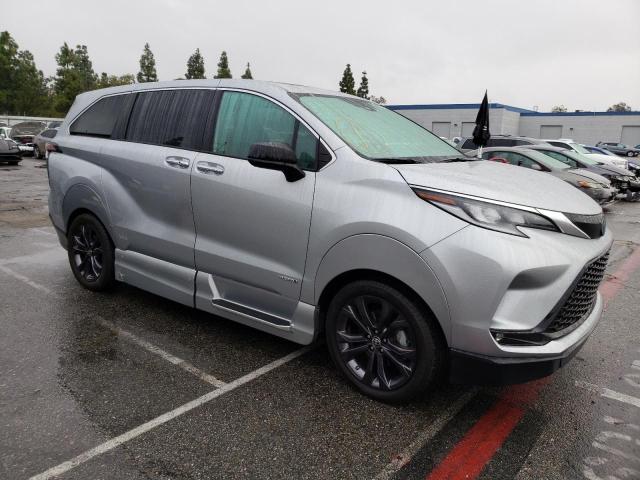 2021 TOYOTA SIENNA XSE VIN: 5TDXRK***********