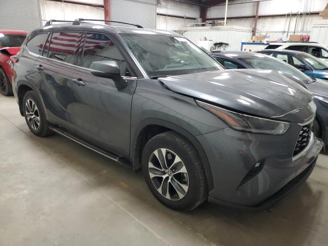 2021 TOYOTA HIGHLANDER XLE VIN: 5TDGZRAH8MS514484