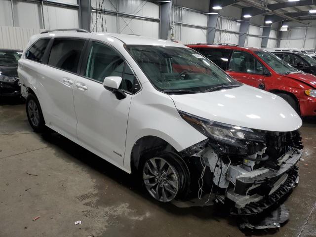 2021 TOYOTA SIENNA LE VIN: 5TDKRKEC8MS060527