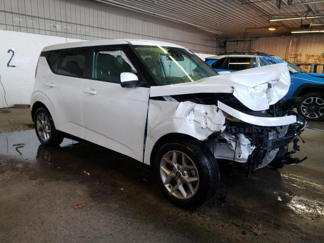 2021 KIA SOUL LX VIN: KNDJ23AU3M7138372