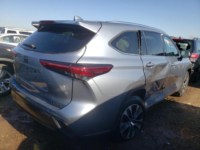 2021 TOYOTA HIGHLANDER XLE VIN: 5TDGZRBHXMS108804