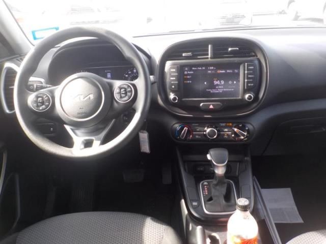 2022 KIA SOUL LX VIN: KNDJ23AU9N7807987