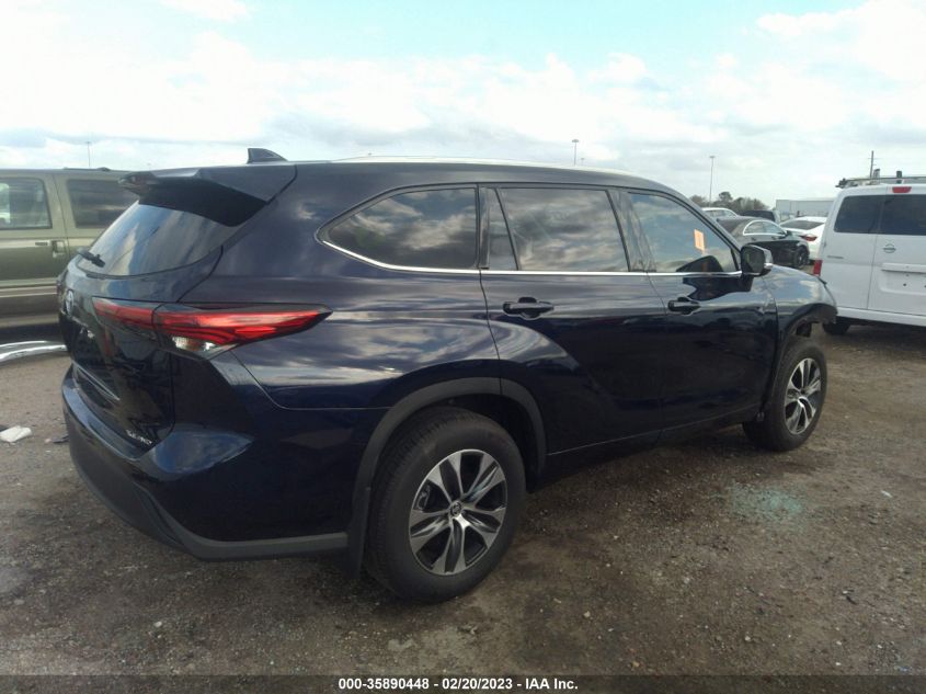 2022 TOYOTA HIGHLANDER XLE VIN: 5TDGZRBH3NS585835