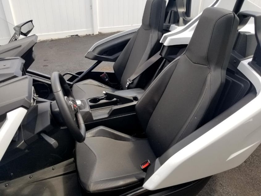 2022 POLARIS SLINGSHOT SL VIN: 57XAAPHDXN8147797