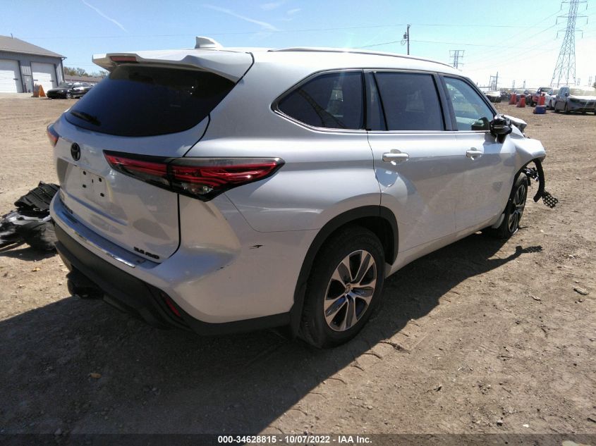 2022 TOYOTA HIGHLANDER XLE VIN: 5TDHZRBH0NS572352