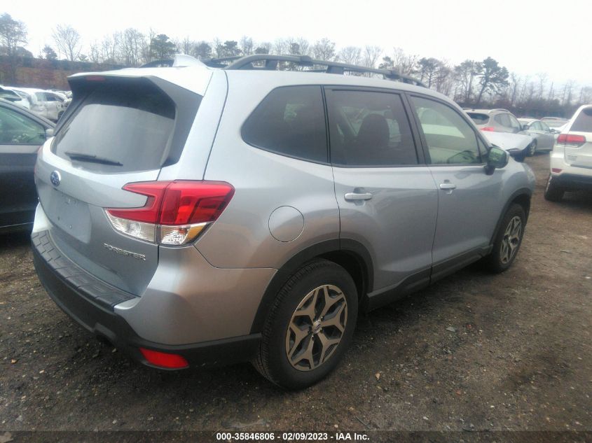 2022 SUBARU FORESTER PREMIUM VIN: JF2SKADCXNH438371