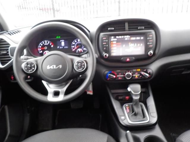 2022 KIA SOUL LX VIN: KNDJ23AUXN7167983