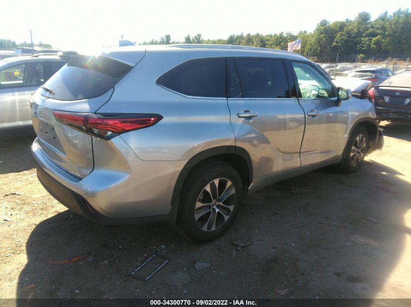 2022 TOYOTA HIGHLANDER XLE VIN: 5TDGZRBH3NS218286