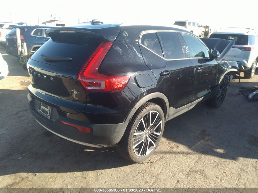 2020 VOLVO XC40 MOMENTUM VIN: YV4162UK0L2308625