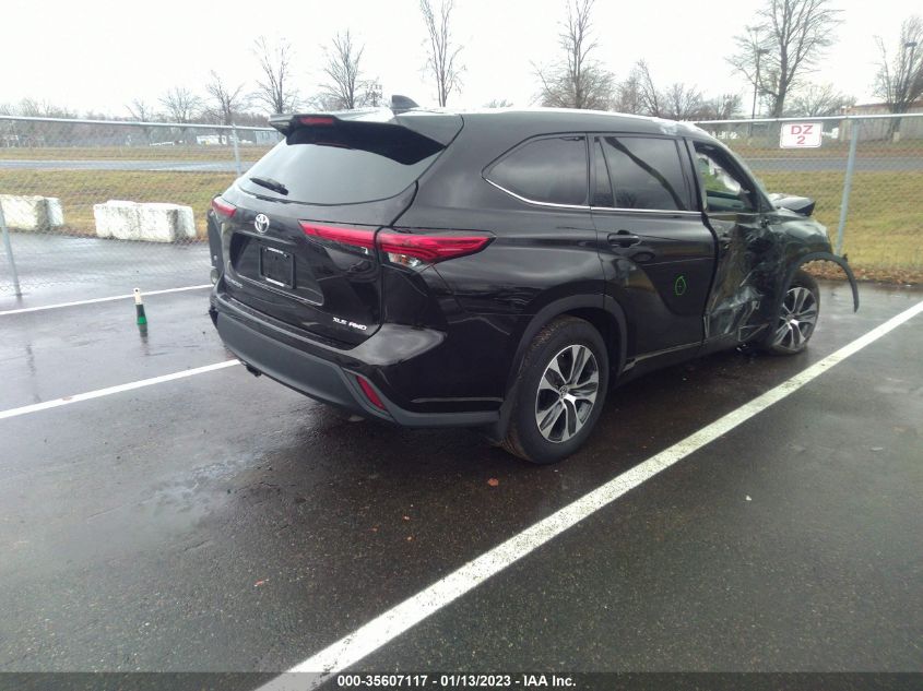 2021 TOYOTA HIGHLANDER XLE VIN: 5TDGZRBH6MS110288