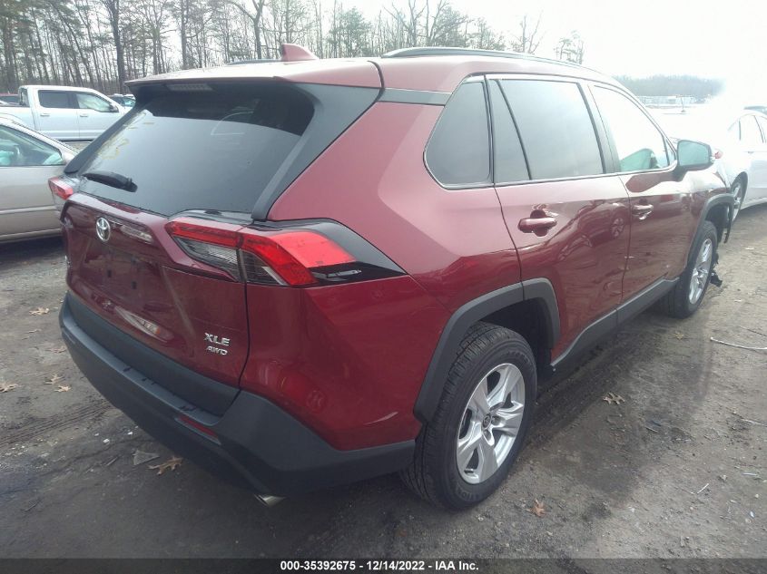 2021 TOYOTA RAV4 XLE VIN: 2T3P1RFV6MW245485