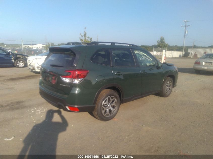 2022 SUBARU FORESTER PREMIUM VIN: JF2SKAEC5NH447493