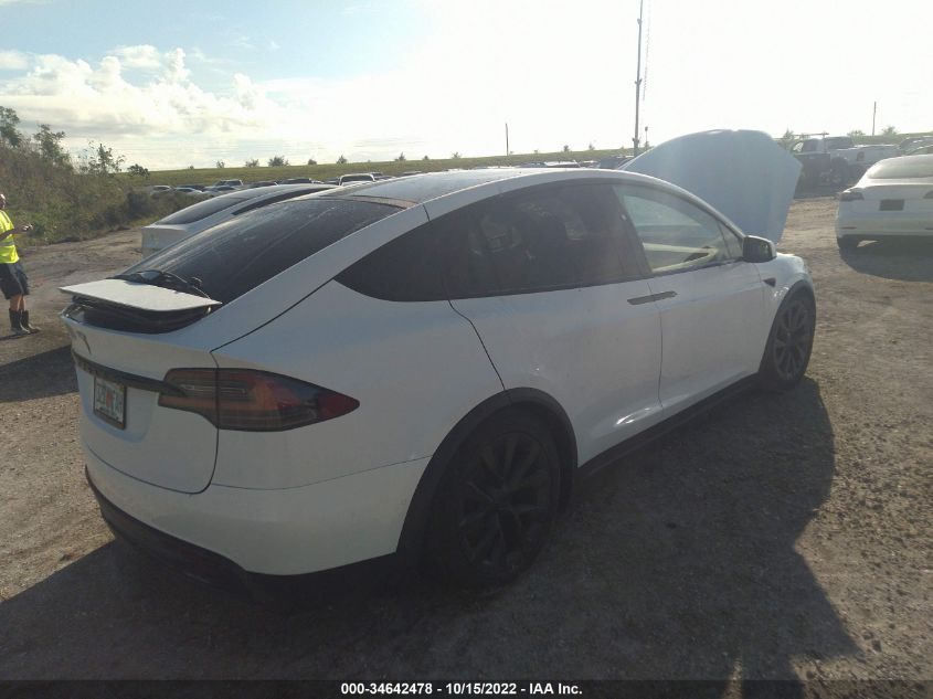 2022 TESLA MODEL X VIN: 7SAXCBE50NF333011