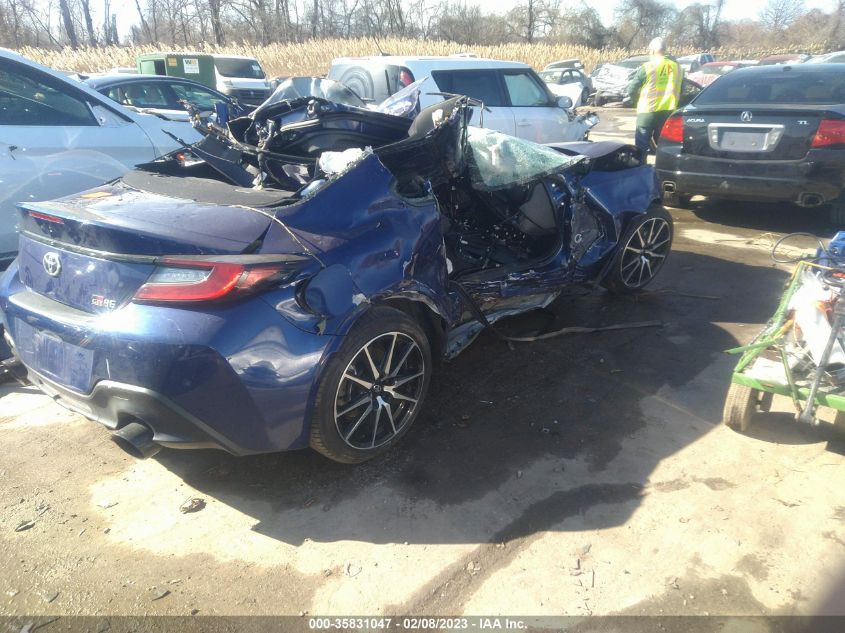 2022 TOYOTA GR86 VIN: JF1ZNBC18N8755176