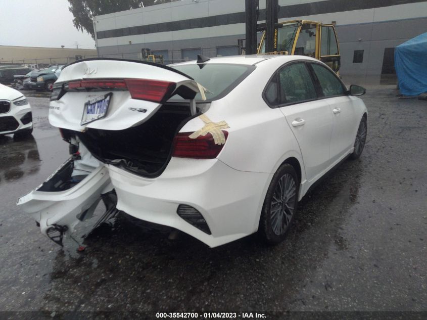2022 KIA FORTE GT LINE VIN: 3KPF54AD8NE475804