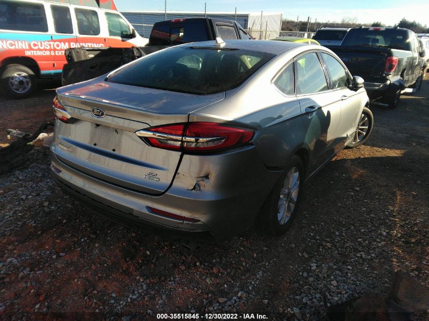 2020 FORD FUSION SE VIN: 3FA6P0HDXLR260980