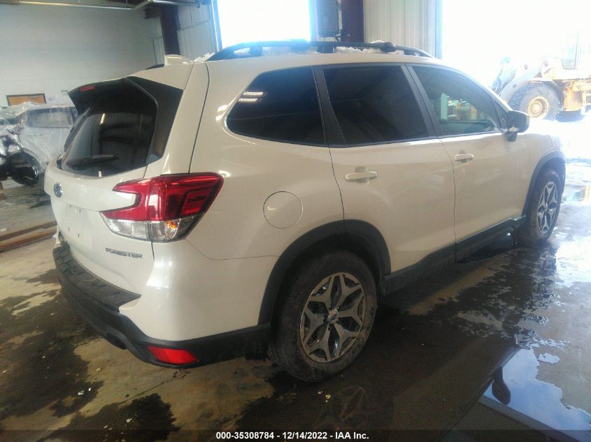 2022 SUBARU FORESTER PREMIUM VIN: JF2SKAEC1NH438273