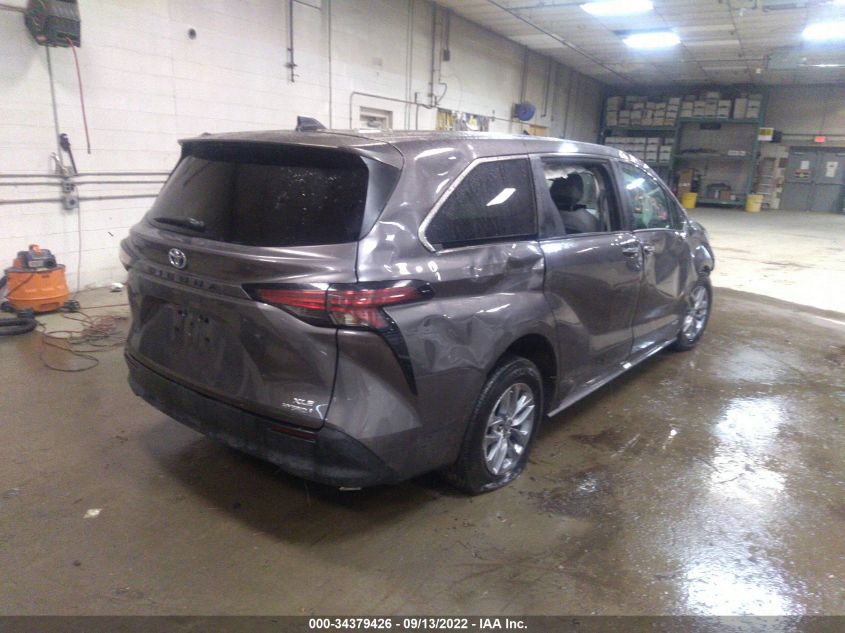 2021 TOYOTA SIENNA XLE VIN: 5TDYRKEC9MS021536