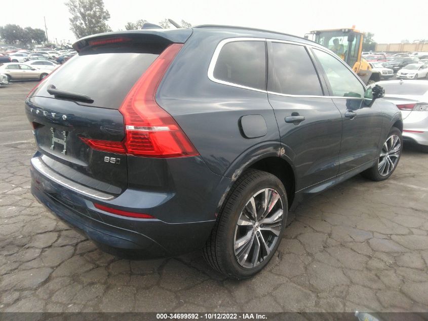 2022 VOLVO XC60 MOMENTUM VIN: YV4L12RK8N1020635