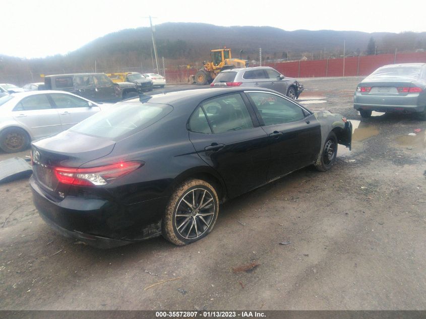 2021 TOYOTA CAMRY XLE VIN: 4T1F11BK3MU038585