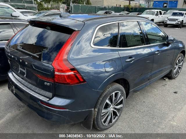 2022 VOLVO XC60 MOMENTUM VIN: YV4L12RK0N1920946