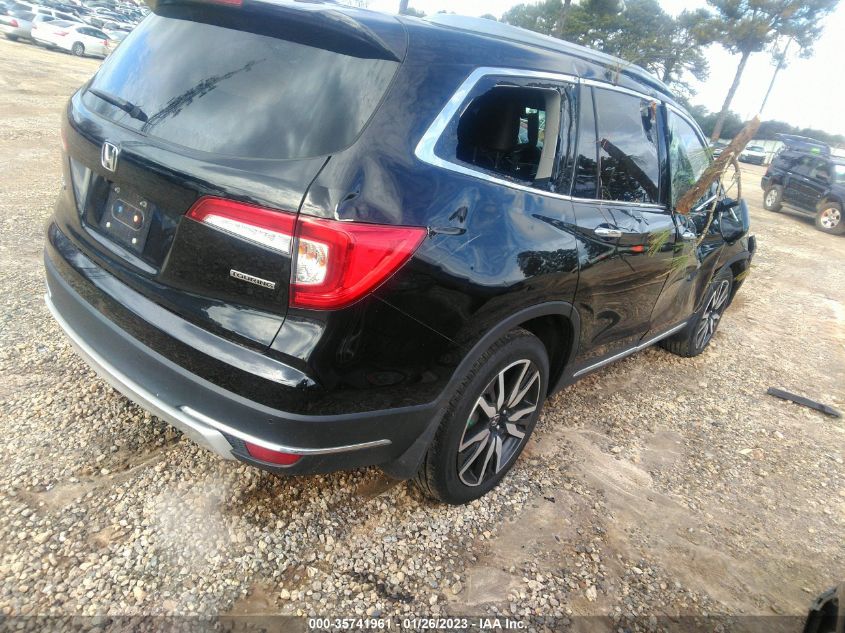 2021 HONDA PILOT TOURING 8-PASSENGER VIN: 5FNYF5H90MB017308