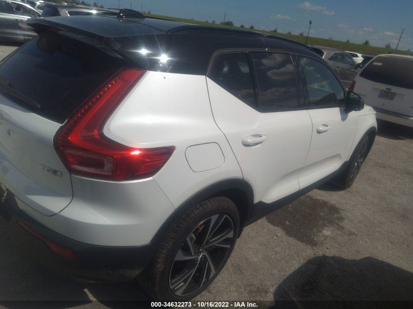 2021 VOLVO XC40 R-DESIGN VIN: YV4162UM0M2462612