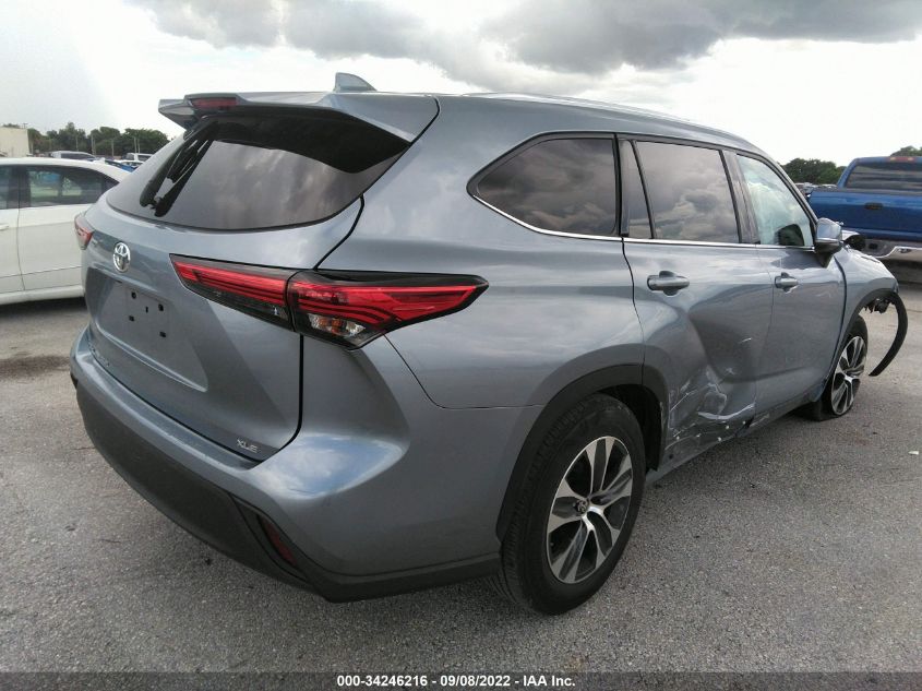 2021 TOYOTA HIGHLANDER XLE VIN: 5TDGZRAH7MS043329