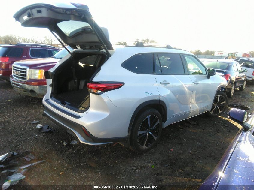 2022 TOYOTA HIGHLANDER XSE VIN: 5TDLZRAHXNS096056