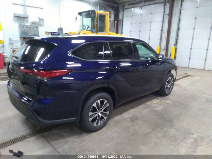 2022 TOYOTA HIGHLANDER XLE VIN: 5TDGZRBH9NS236341