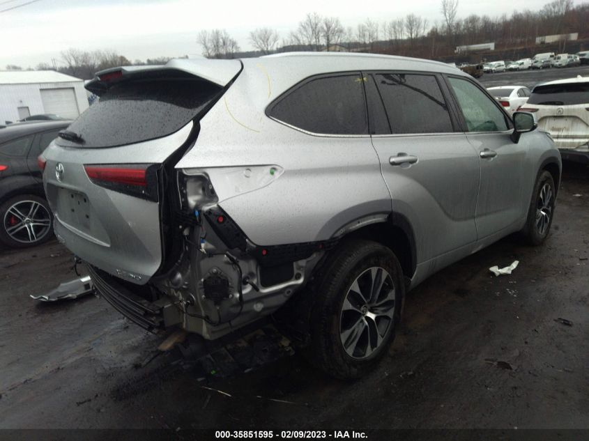 2022 TOYOTA HIGHLANDER XLE VIN: 5TDHZRBH2NS204898
